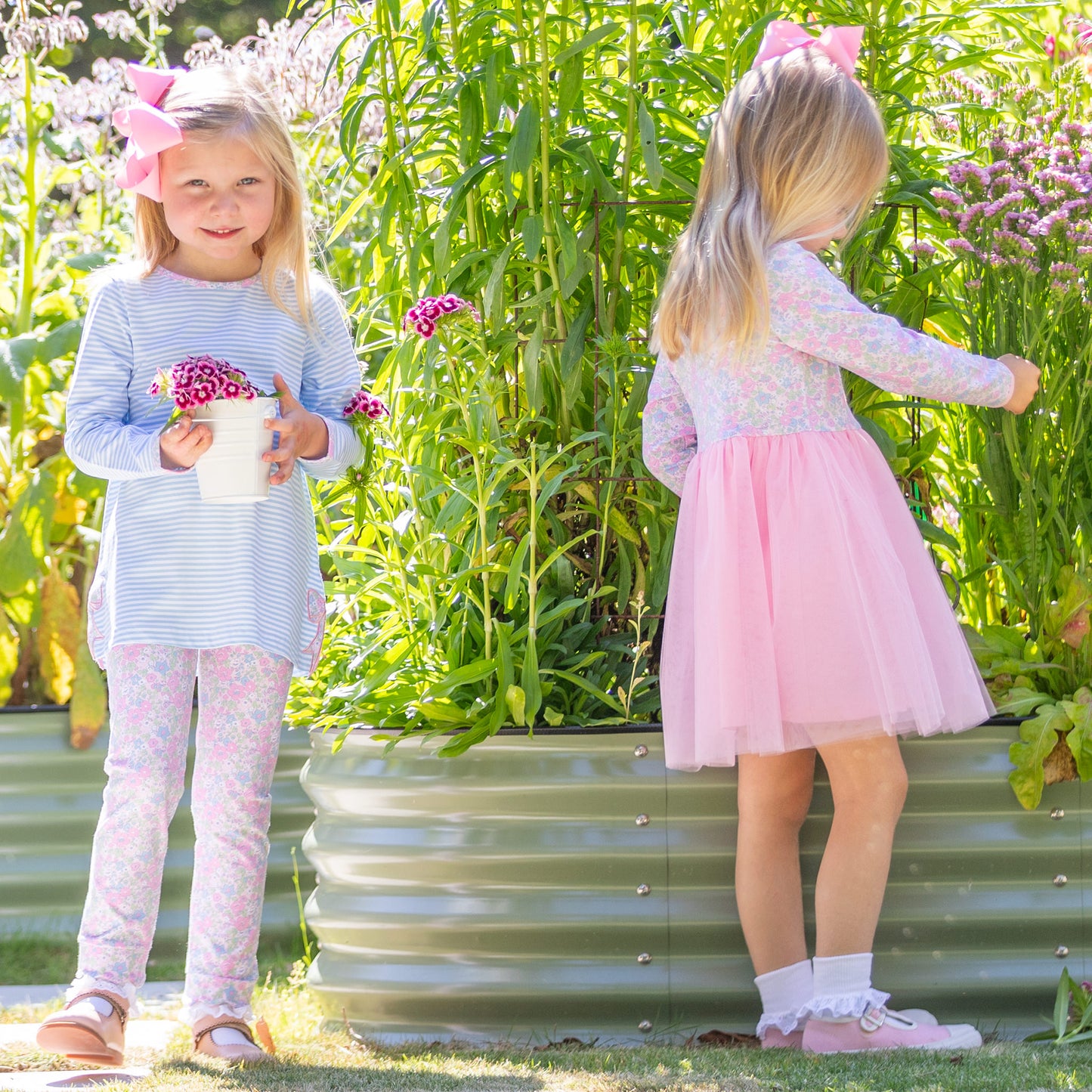 Girls Scallop Leggings - Blushing Blooms