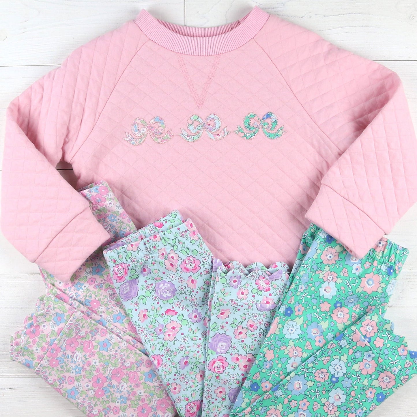 Girls Scallop Leggings - Blushing Blooms