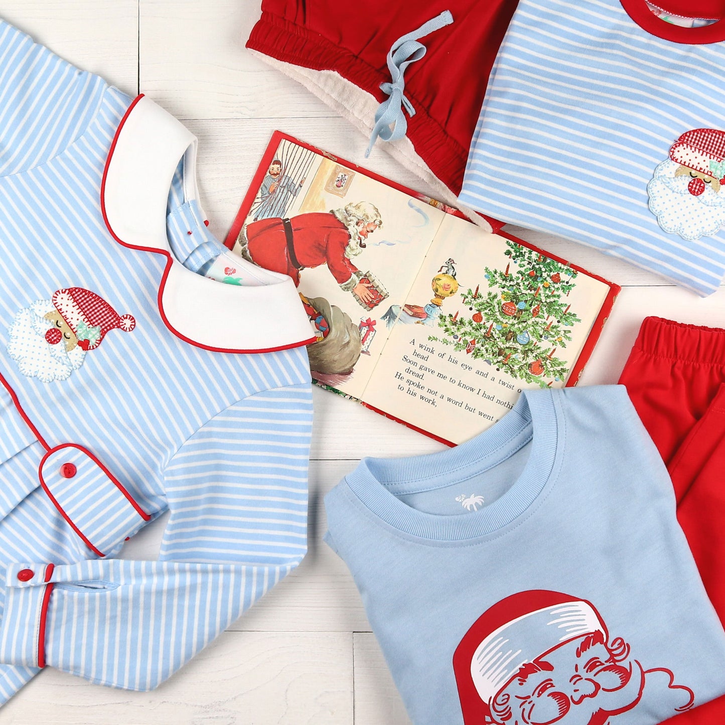 Santa Graphic Tee