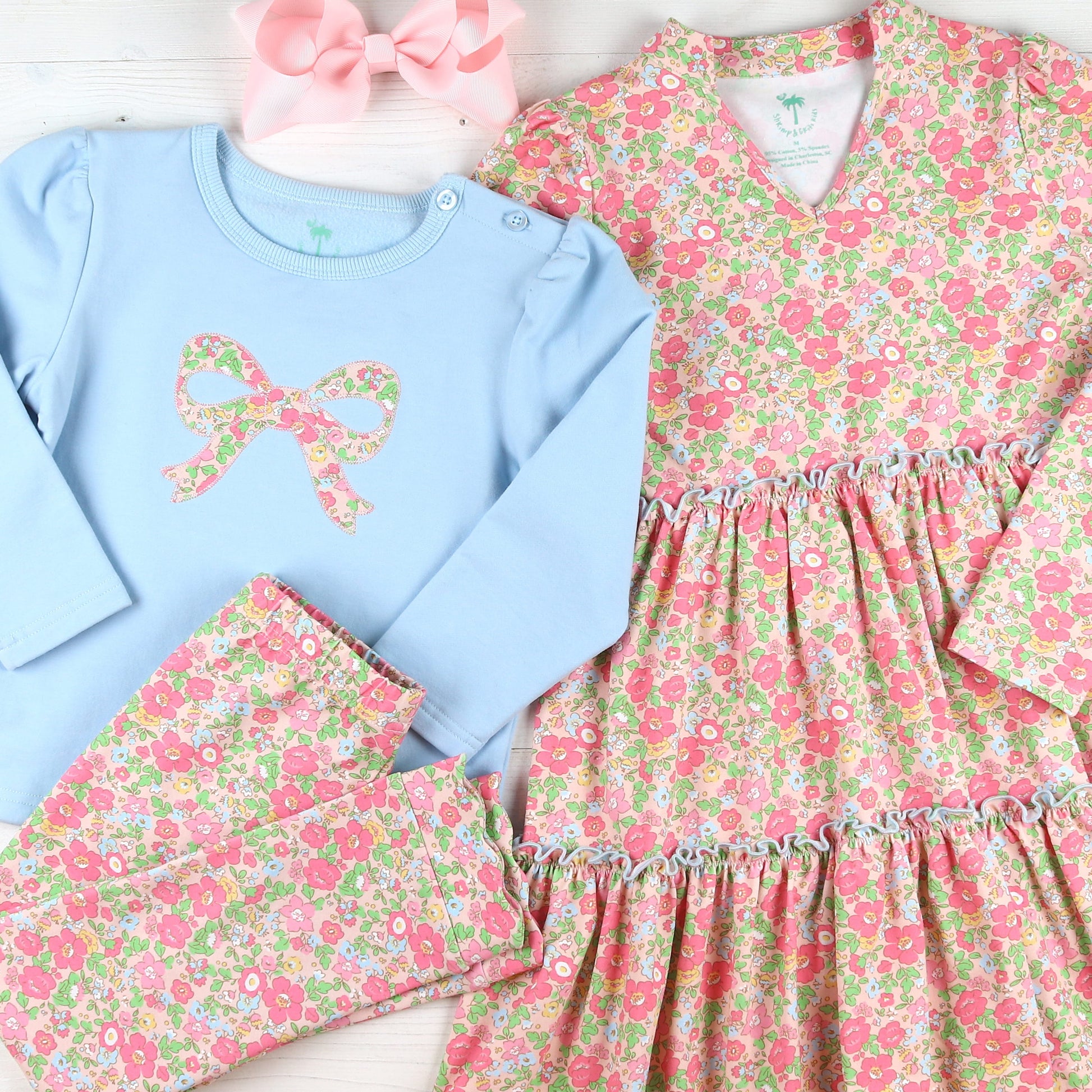Flower Power Dress – Bow Sweatshirt Flower Power Short Dress