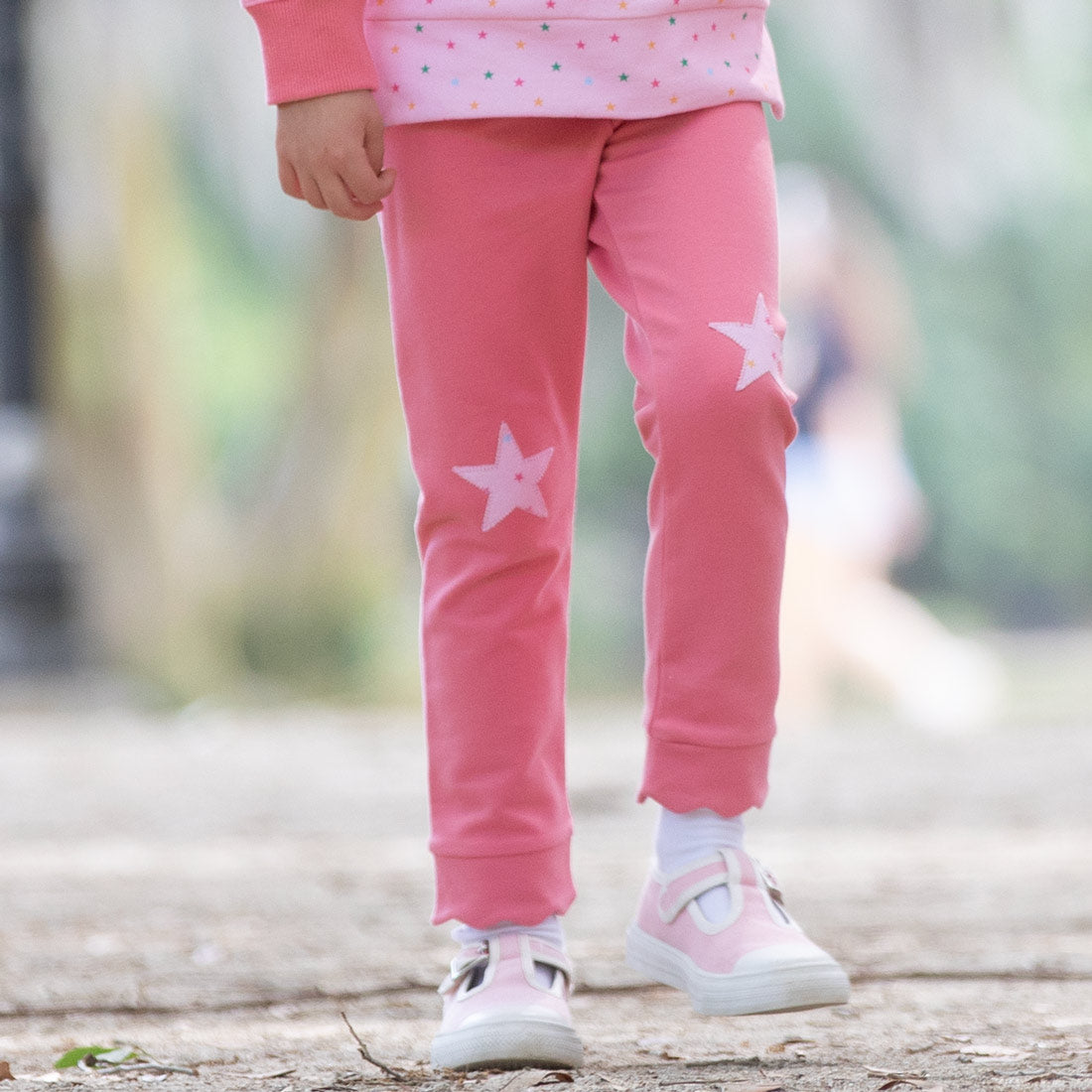Close-up of Star Power Scallop Leggings Close