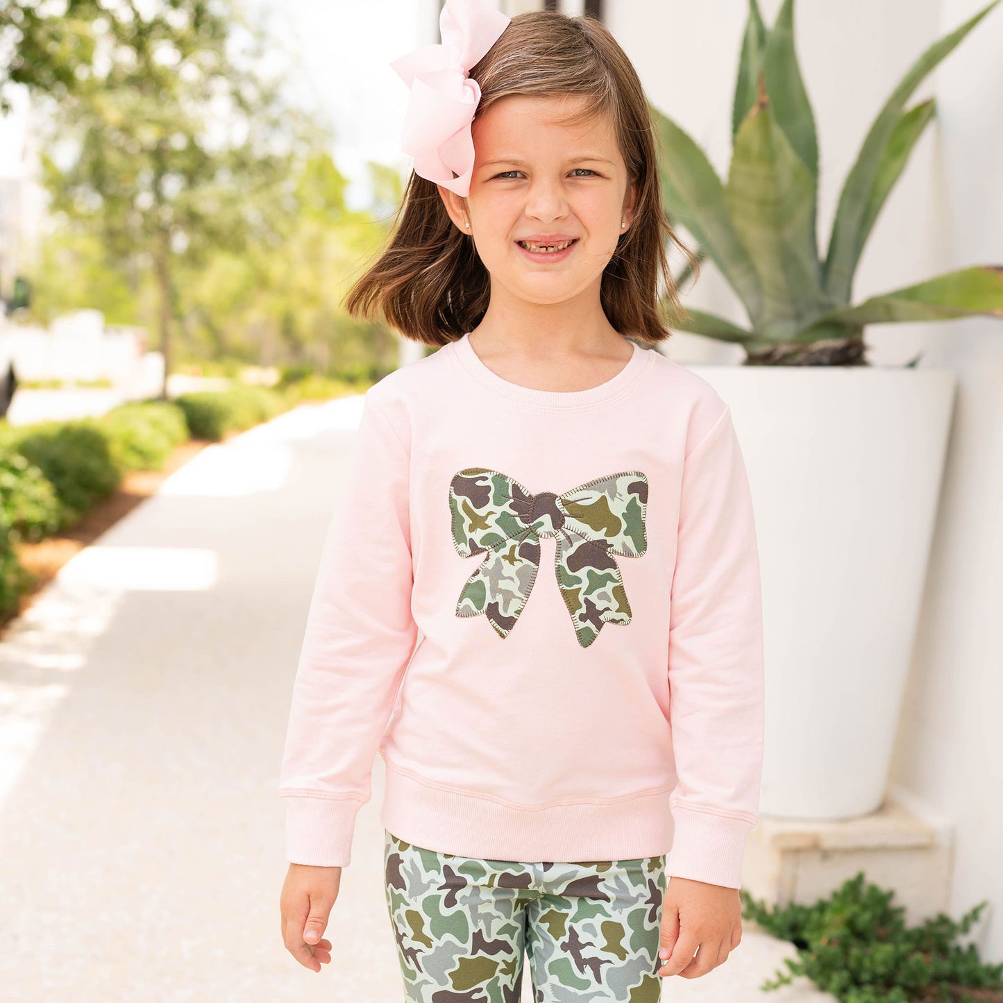 Girls Sweatshirt - Camo Bow