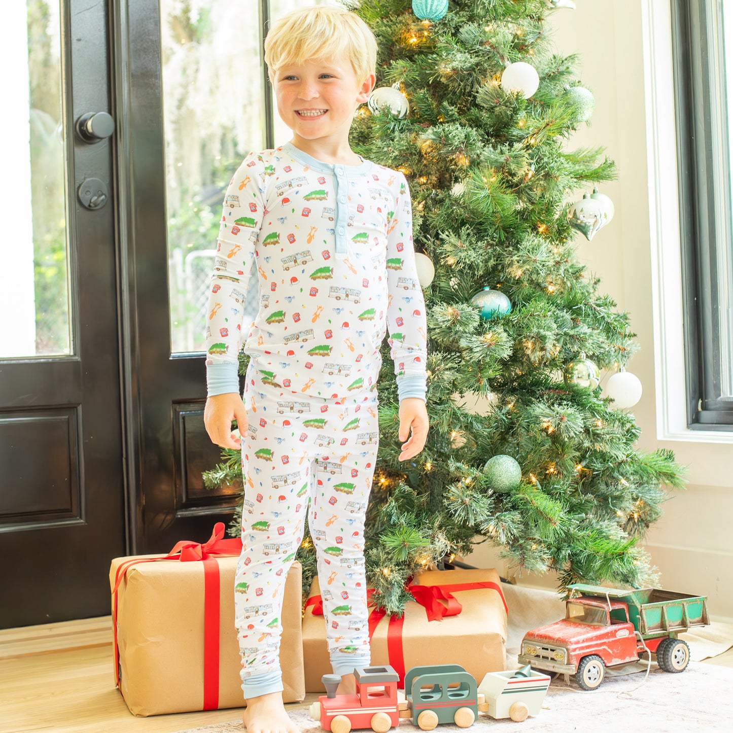 Christmas Vacation Pajamas – Unisex
