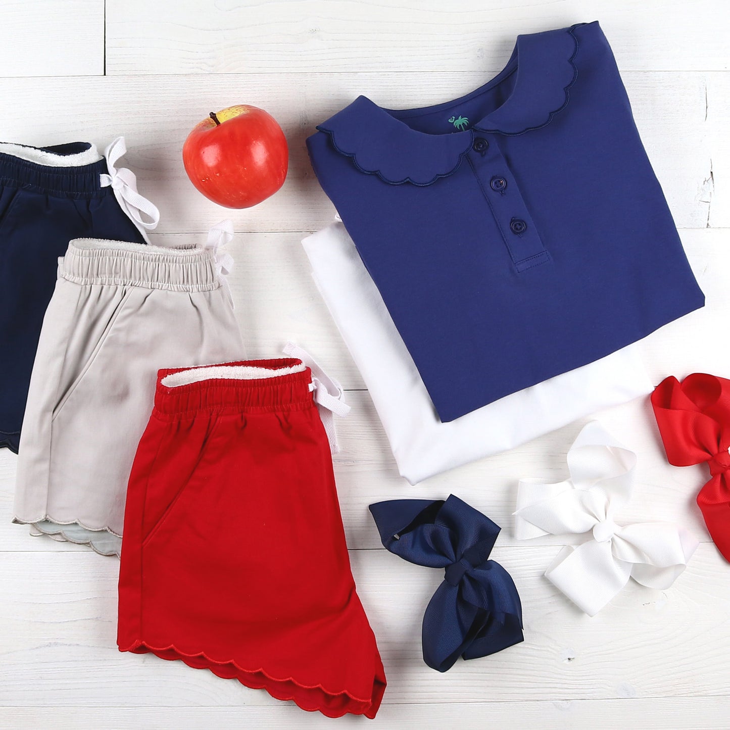 Girls Classic Navy Scallop Shorts