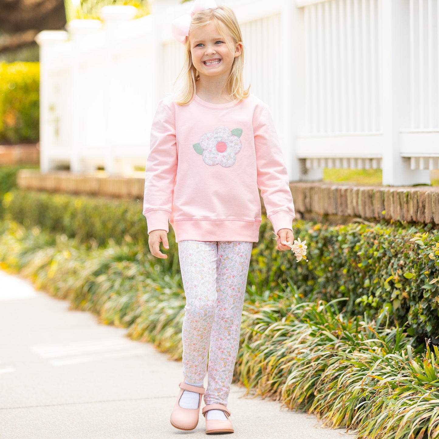 Peachy Petal Leggings