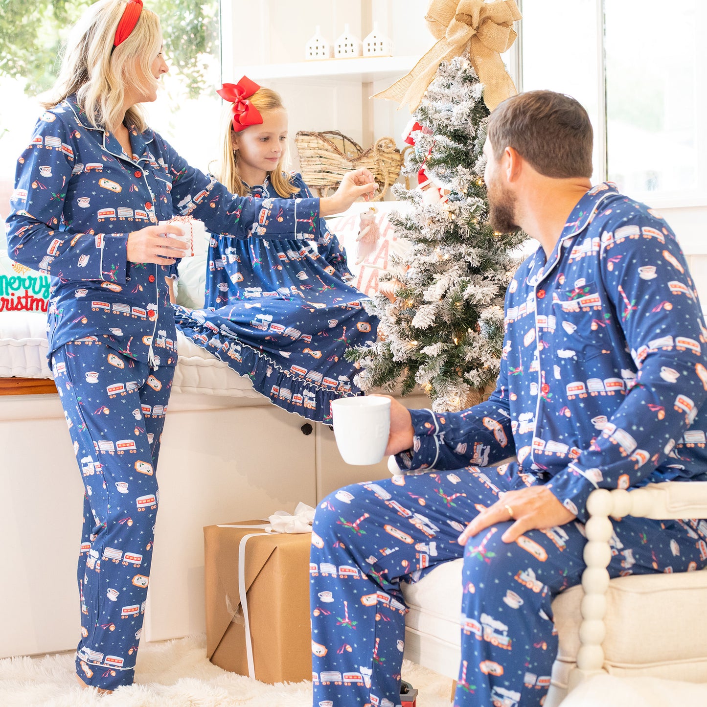 Polar Train Ride Women's Loungewear Set