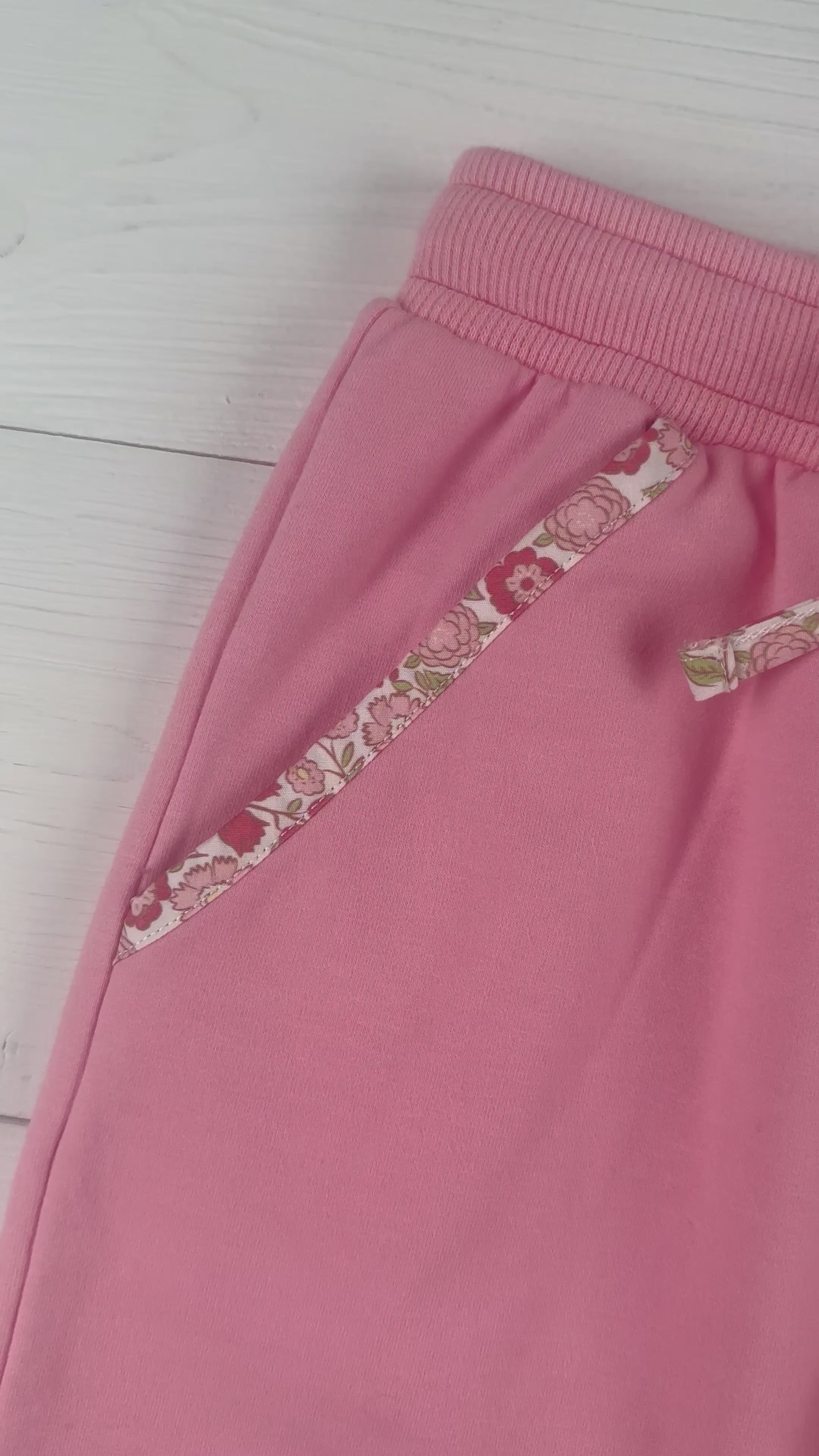 Girls Pink Floral Joggers – Shrimp and Grits Kids